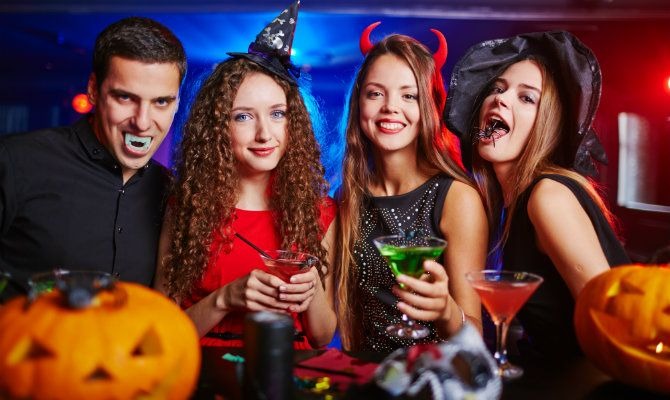 Frightening Halloween Party 